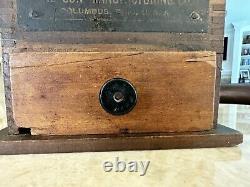 1901 Antique SUN MFG #1080 Pound Coffee Mill with Original Label, Dovetail Corners