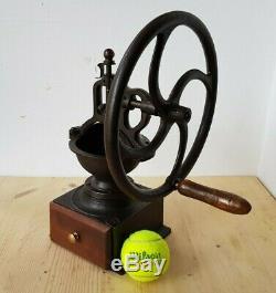 ANT. CAST IRON COFFEE GRINDER PEUGEOT A0 RARE BALANCE MODEL Early 1900's