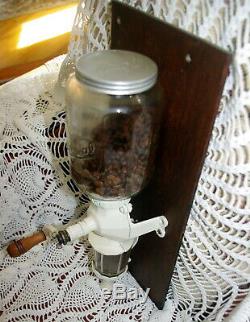 ANTIQUE ARCADE CRYSTAL COFFEE GRINDER No. 4 WALL MOUNT MILL With CATCH CUP
