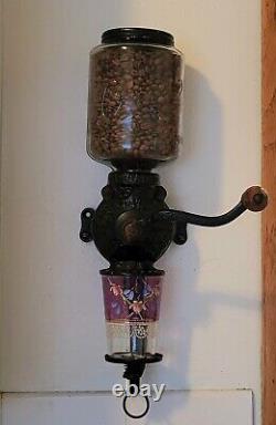 ANTIQUE ARCADE CRYSTAL No 3 CAST IRON COFFEE GRINDER WALL MOUNT With SCREWS WORKS