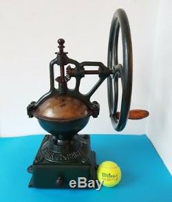 ANTIQUE CAST IRON BALANCE WHEEL COFFEE GRINDER AMPIA GARANZIA FB 2 ITALY 1900's