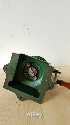 ANTIQUE CAST IRON COFFEE GRINDER AMPIA GARANZIA FB 0 ITALY 1900's HOME USE