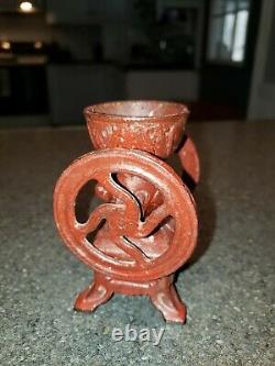 ANTIQUE CAST IRON SALESMAN SAMPLE DOUBLE WHEEL COFFEE MILL GRINDER With Drawer