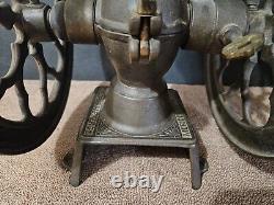 ANTIQUE CHAS PARKER Co. CAST IRON COFFEE GRINDER MILL MERIDEN CONN. 11 3/4