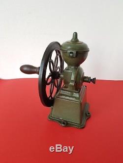 ANTIQUE EARLY 1900's CAST IRON COFFEE GRINDER MILL PATENTADO SCARCE MODEL SPAIN