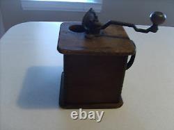 ANTIQUE LOGAN & STROBRIDGE WOOD & CAST iRON COFFEE GRINDER