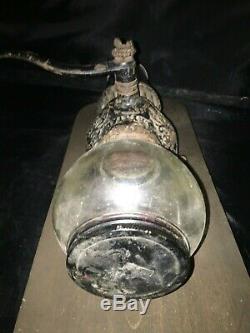 ANTIQUE VINTAGE WALL MOUNT ARCADE CRYSTAL COFFEE GRINDER MILL CAST IRON Round