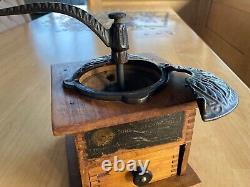 Antique 1800's Sun Manufacturing co. No. 1010 Coffee Mill Grinder. RARE Working