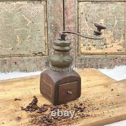 Antique 18th century coffee grinder mill Dutch Louis XVIII Moulin Cafe