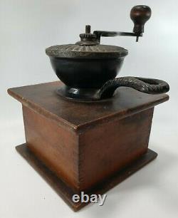 Antique Arcade MFG Co Favorite Mill No 700 Hand Crank Coffee Grinder c. 1900-20