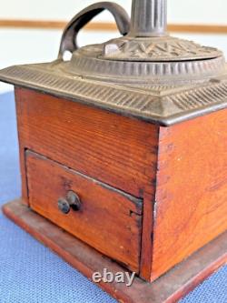 Antique Arcade Mfg. Co Imperial Coffee Grinder Mill #747 Ca 1888 Cast Iron Crank