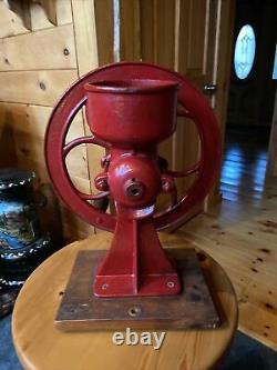 Antique C. S. Bell Co. Cast Iron Corn/Coffee Grinder Hillsboro USA Model #1 1/2