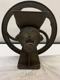 Antique Cast Iron Coffee & Grain Grinder/Mill no. 1762 Maker Unknown Working