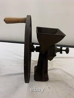 Antique Cast Iron Coffee & Grain Grinder/Mill no. 1762 Maker Unknown Working