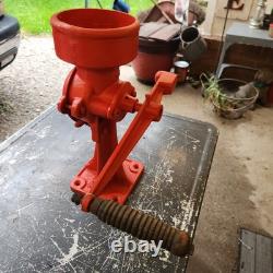 Antique Cast Iron Coffee Grinder 2MB C. S. Bell Co Grist Mill Hand Crank