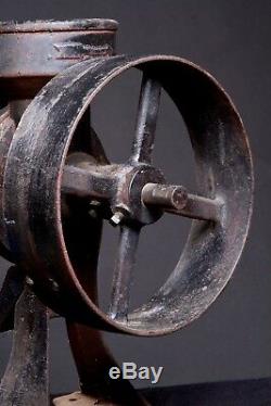 Antique Cast Iron Grinder / Mill Neat Piece 18