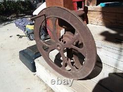 Antique Cast Iron No. 2 Wheel Stand Coffee Grinder Kitchen Country Decor Collect