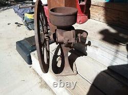 Antique Cast Iron No. 2 Wheel Stand Coffee Grinder Kitchen Country Decor Collect