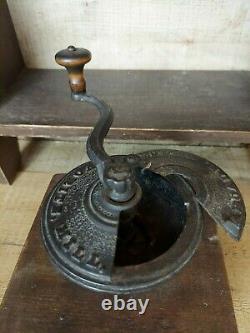 Antique Coffee Grinder Arcade MFG Co. Favorite Mill Hand Crank Coffee Grinder