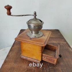 Antique Coffee Grinder Mill With Drawer WORKING CONDITION COLLECTLABLES