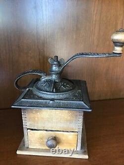 Antique Coffee Grinder Patented Dec 4, 1917