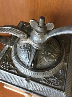 Antique Coffee Grinder Patented Dec 4, 1917