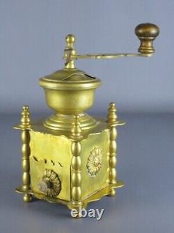 Antique Coffee Grinder With Crank Column Mill In BRASS And Wood XX Century