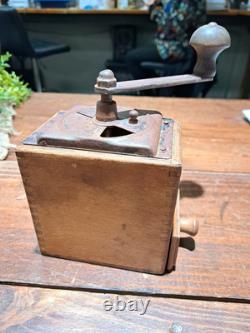 Antique Coffee Grinder Zassenhaus German 100+yrs old Exc. Condition Collectible