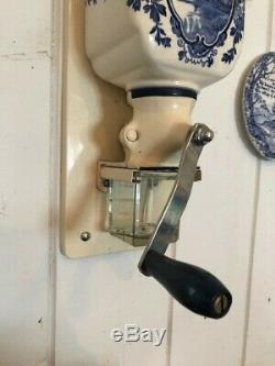 Antique Dutch De Ve Coffee grinder EUC very fine condition