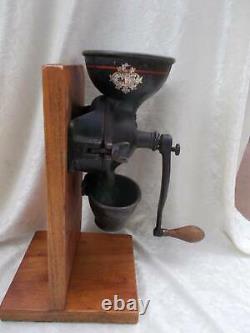 Antique ENTERPRISE COFFEE GRINDER withoriginal catch cup No 00 counter or wall