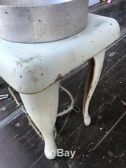 Antique Electric Coffee Grinder Cast Iron Base COFFEE CUTTER MILLS CM NEVIUS