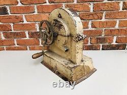 Antique Hand Crank Kitchen Grinder Cheese Grater Spice Coffee Grinder