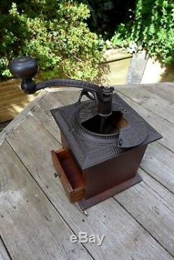 Antique Imperial MFG. CO No. 747 Wooden and Cast Iron Coffee Grinder Drawer C. 1900