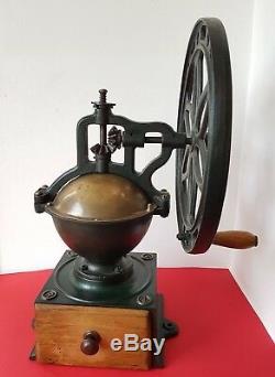 Antique Industrial Cast Iron Balance Wheel Coffee Grinder Zassenhaus N. 3 Germany