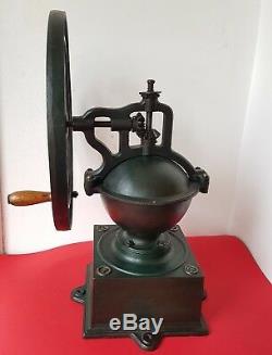 Antique Industrial Cast Iron Balance Wheel Coffee Grinder Zassenhaus N. 3 Germany