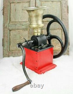 Antique KISSING & MÖLLMANN Coffee Grinder Mill Cast-Iron Moulin Molinillo Cafe