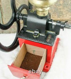 Antique KISSING & MÖLLMANN Coffee Grinder Mill Cast-Iron Moulin Molinillo Cafe