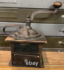 Antique King Coffee Mill Crank Coffee Grinder #930