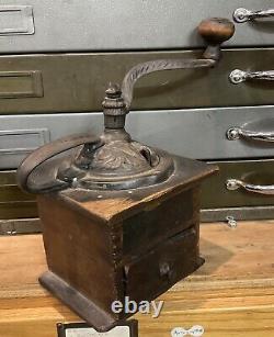 Antique King Coffee Mill Crank Coffee Grinder #930