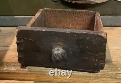 Antique King Coffee Mill Crank Coffee Grinder #930