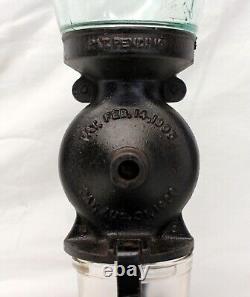 Antique LANDERS FRARY & CLARK Cast Iron UNIVERSAL No 24 Coffee Grinder ORIGINAL