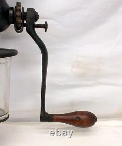 Antique LANDERS FRARY & CLARK Cast Iron UNIVERSAL No 24 Coffee Grinder ORIGINAL