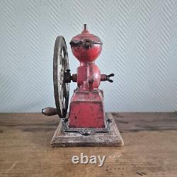 Antique LIE PATENTADO Coffee Grinder Mill Cast-Iron Moulin Molinillo cafe RED