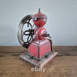 Antique LIE PATENTADO Coffee Grinder Mill Cast-Iron Moulin Molinillo cafe RED