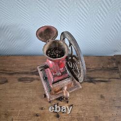 Antique LIE PATENTADO Coffee Grinder Mill Cast-Iron Moulin Molinillo cafe RED