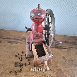 Antique LIE PATENTADO Coffee Grinder Mill Cast-Iron Moulin Molinillo cafe RED