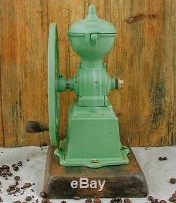 Antique MJF PATENTADO Coffee Grinder Mill Cast-Iron Moulin Molinillo cafe Green