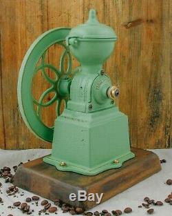 Antique MJF PATENTADO Coffee Grinder Mill Cast-Iron Moulin Molinillo cafe Green