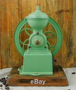 Antique MJF PATENTADO Coffee Grinder Mill Cast-Iron Moulin Molinillo cafe Green