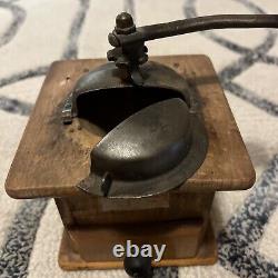 Antique Macina & Accaio Coffee Mill Grinder. Rare Find Fast Shipping